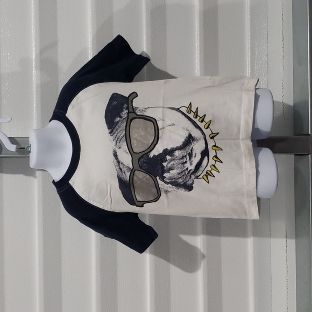 Boys t shirt size 4